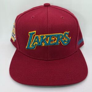 Mitchell & Ness Los Angeles Lakers HWC Cardinal Red Fitted Sz 7 1/2 NWOT Patch